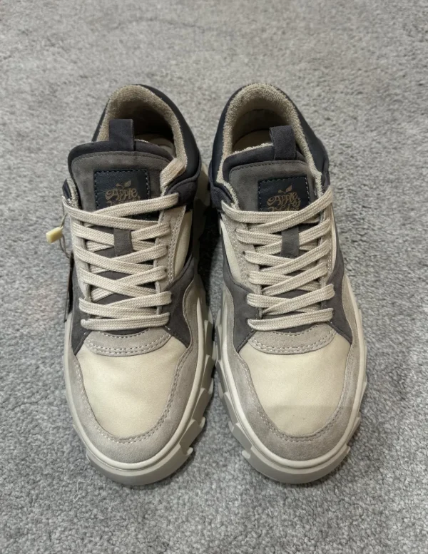 APPLE OF EDEN Grey Trainer