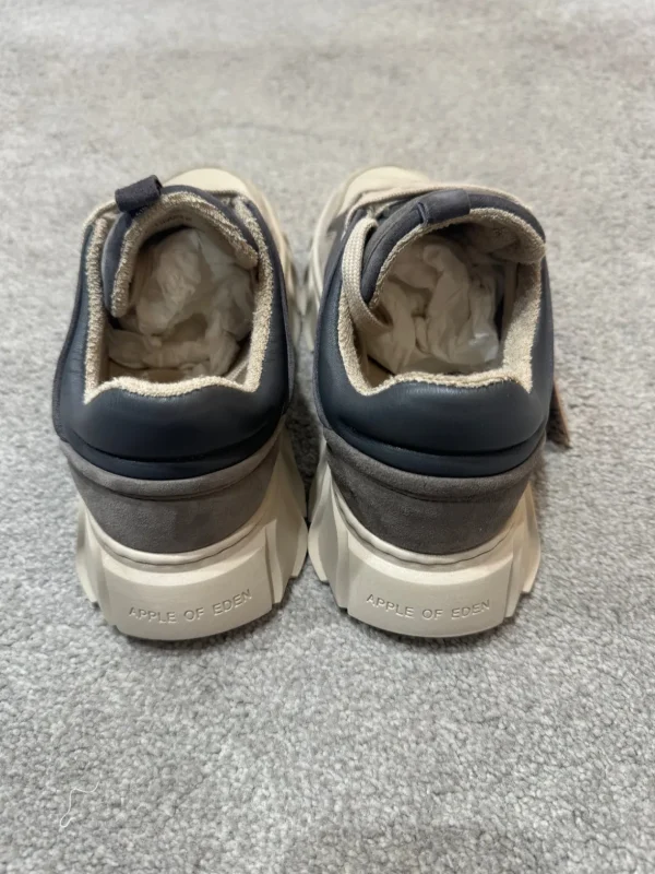 APPLE OF EDEN Grey Trainer