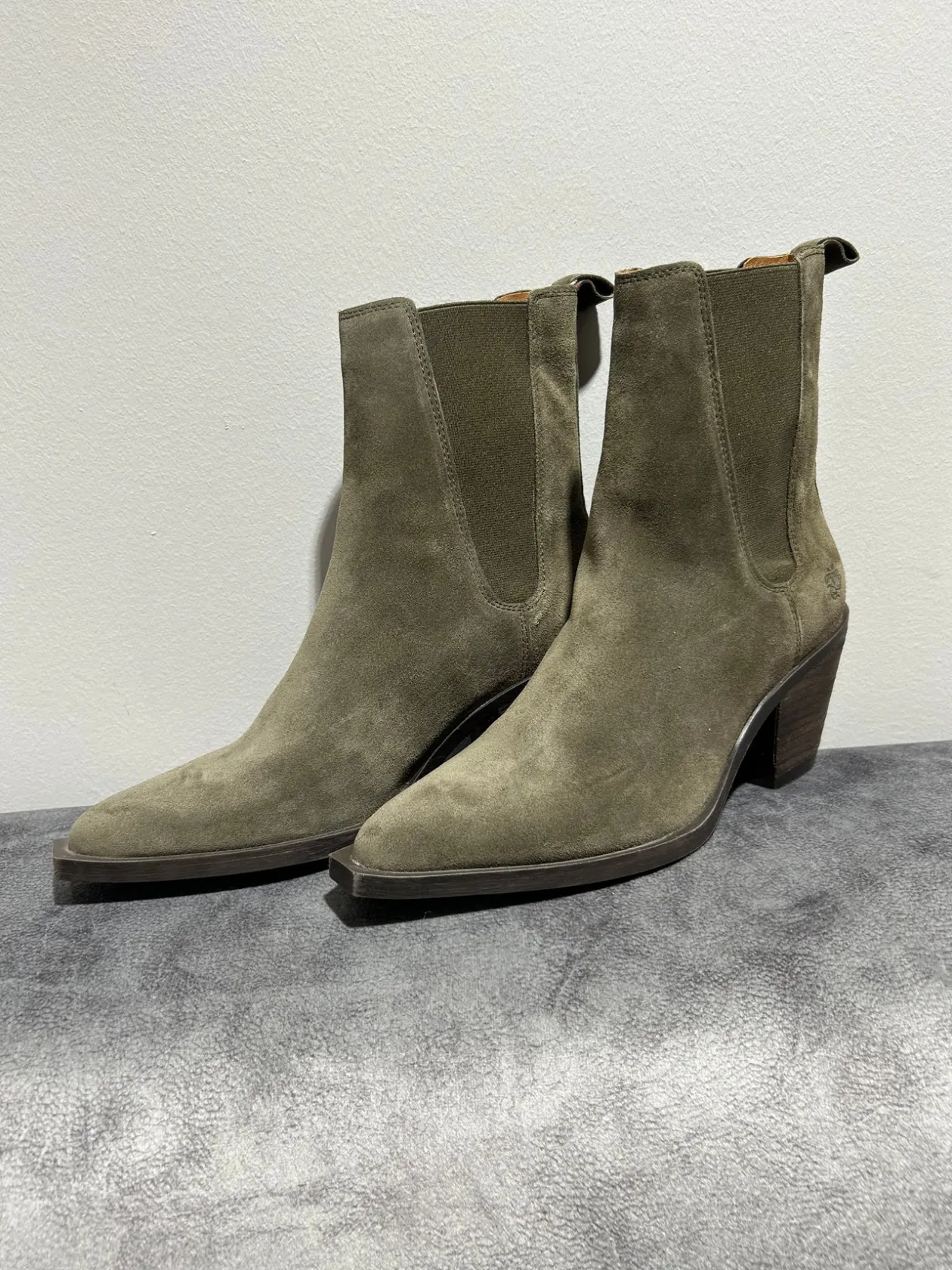 apple_of_eden_khaki_boots_1.webp APPLE OF EDEN Khaki Boots