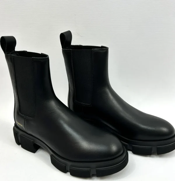 COPENHAGEN Black Ankle Boots