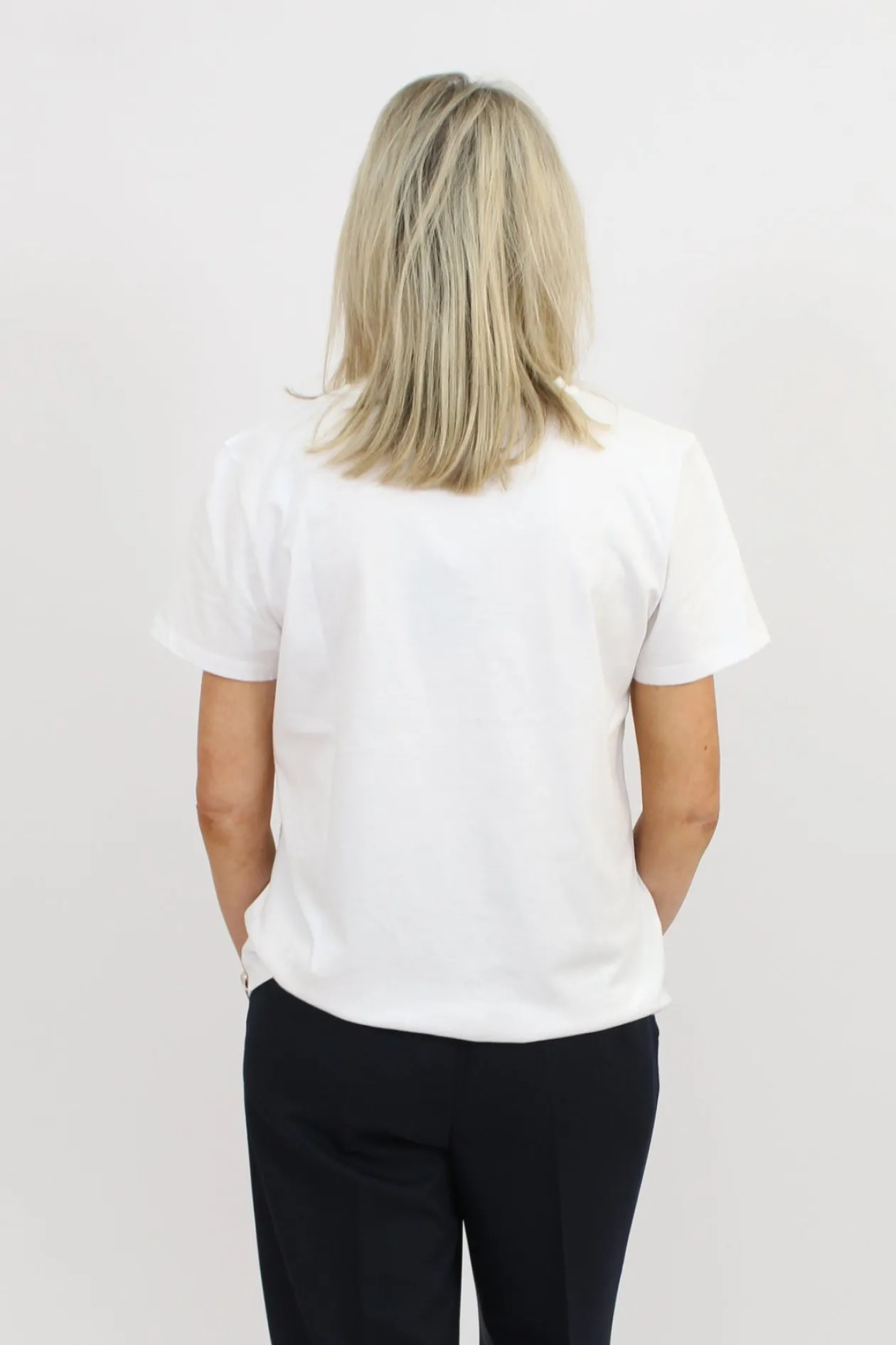emme_abstract_tshirt_3.webp EMME Abstract T-shirt