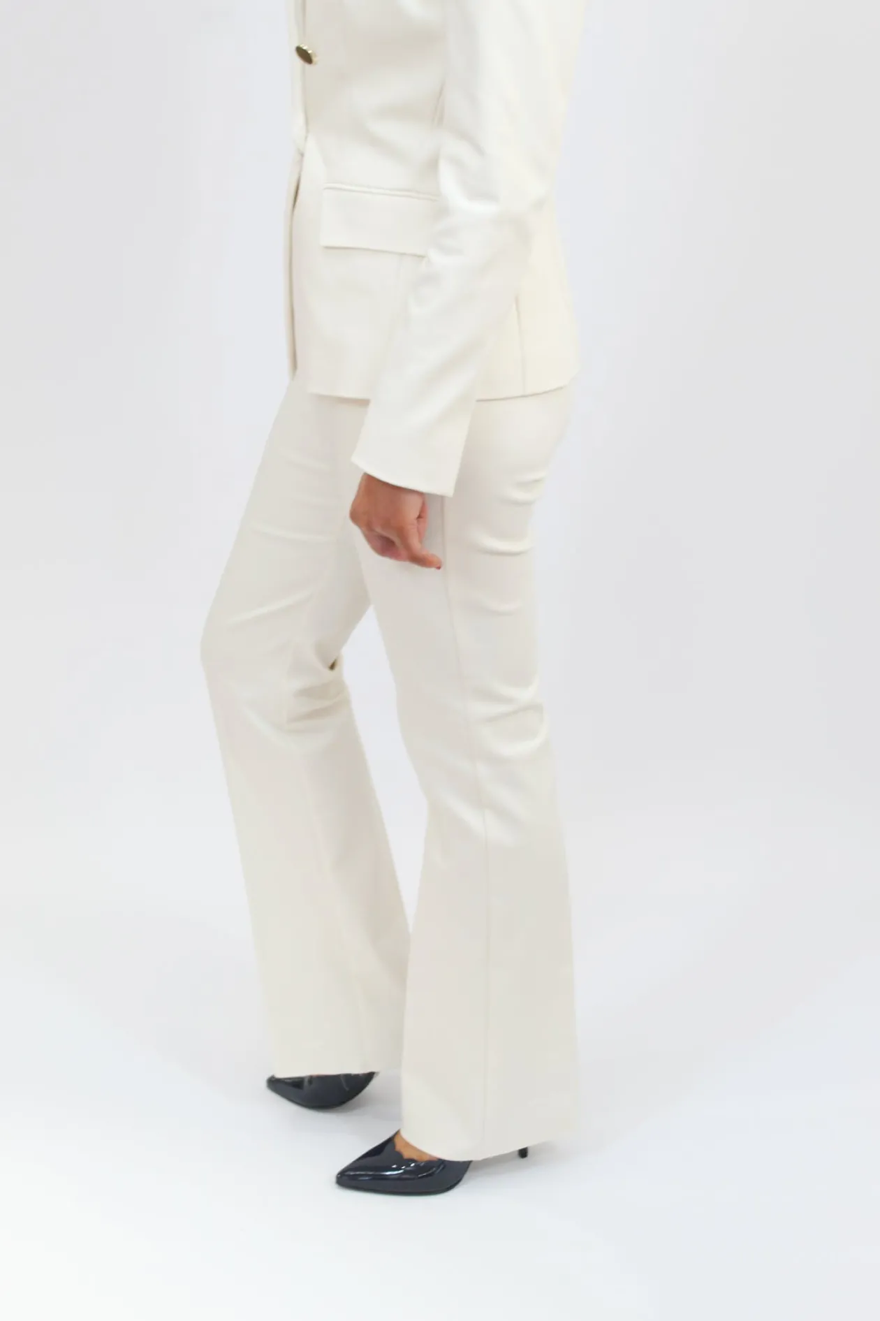 emme_cream_suit_set_4.webp EMME Cream Suit Set