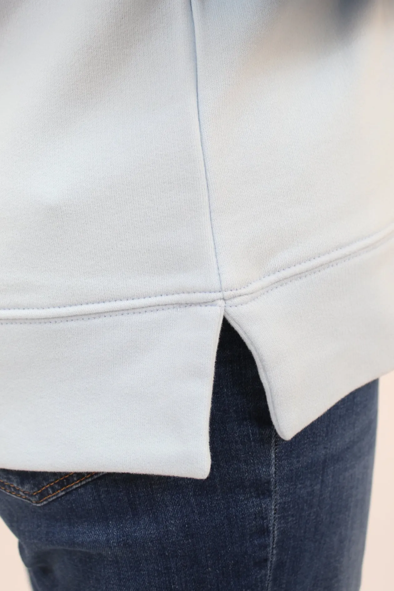 frieda_amp_freddies_blue__3-1.webp FRIEDA & FREDDIES Blue Sweatshirt