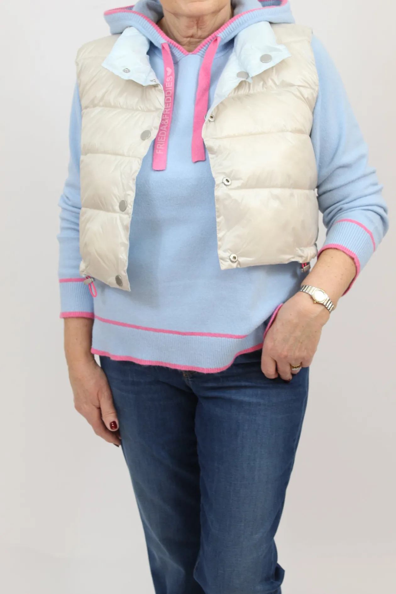 frieda_amp_freddies_rever_0.webp FRIEDA & FREDDIES Reversible Ice Blue Short Gilet