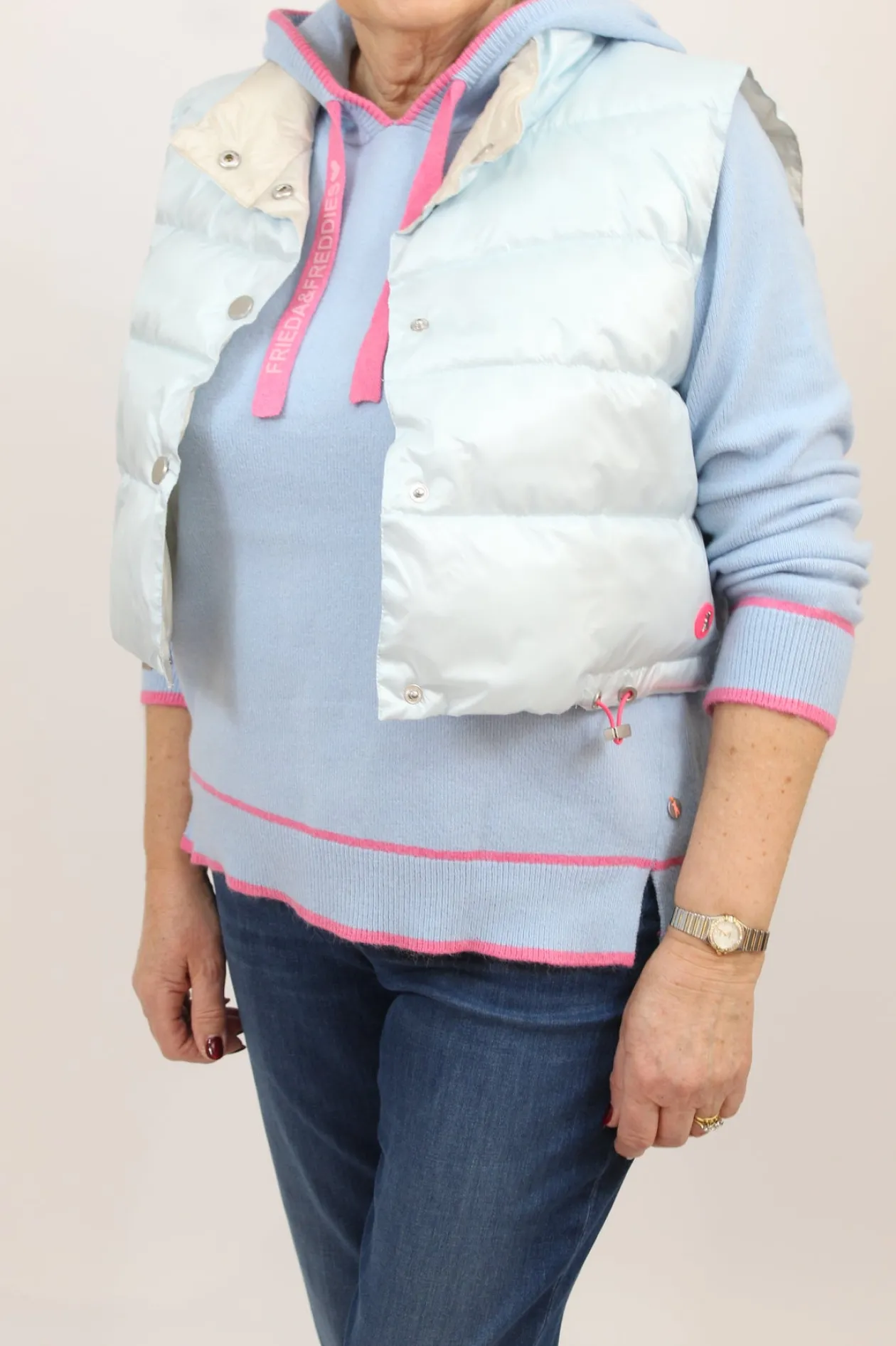 frieda_amp_freddies_rever_1.webp FRIEDA & FREDDIES Reversible Ice Blue Short Gilet