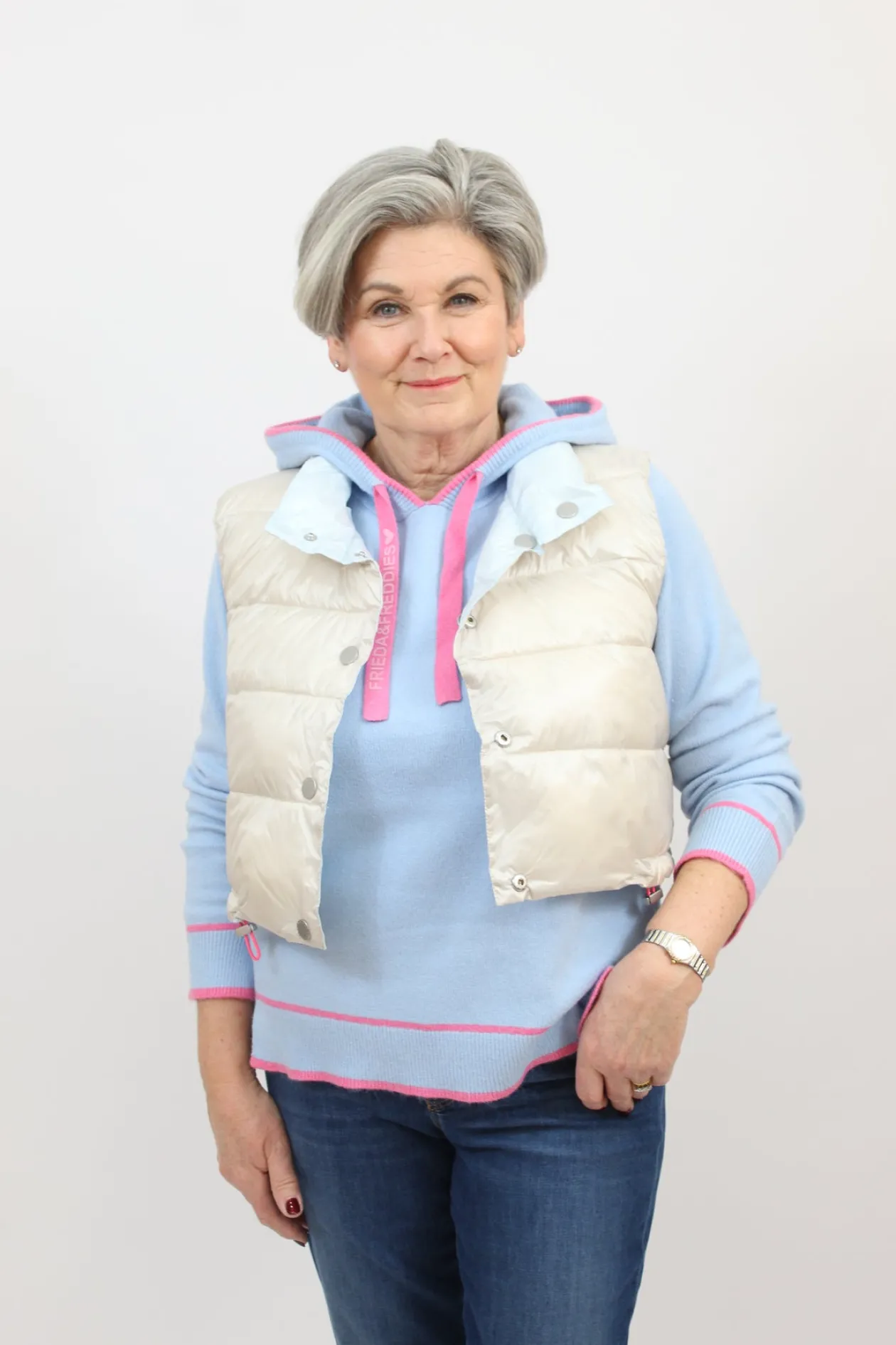 frieda_amp_freddies_rever_6.webp FRIEDA & FREDDIES Reversible Ice Blue Short Gilet