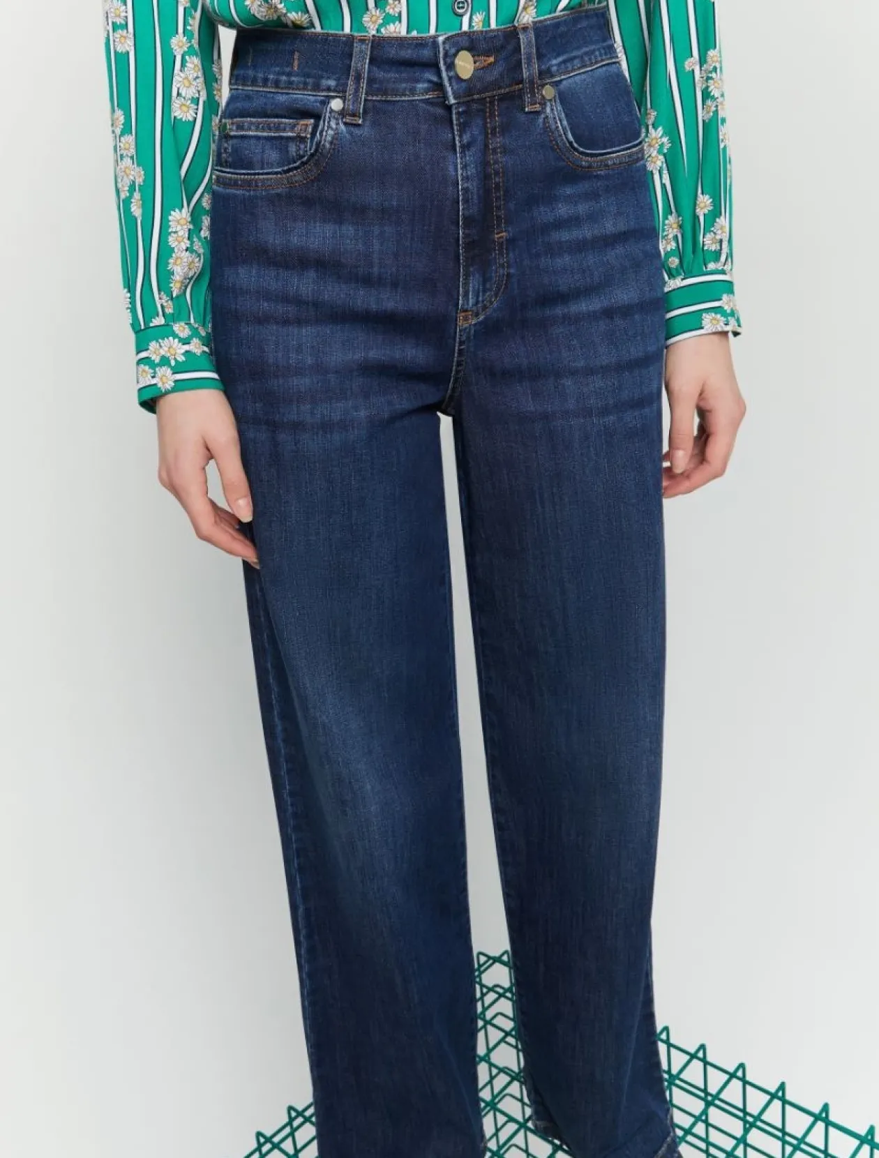 iblues_deep_denim_jeans_2.webp IBLUES Deep Denim Jeans