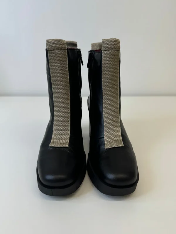 JOSE SAENZ Black & Beige Boot