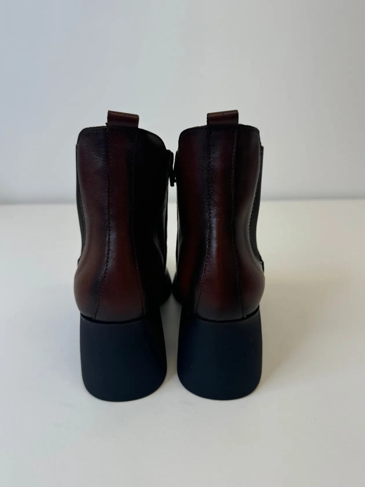 jose_saenz_brown_ankle_bo_3.webp JOSE SAENZ Brown Ankle Boots