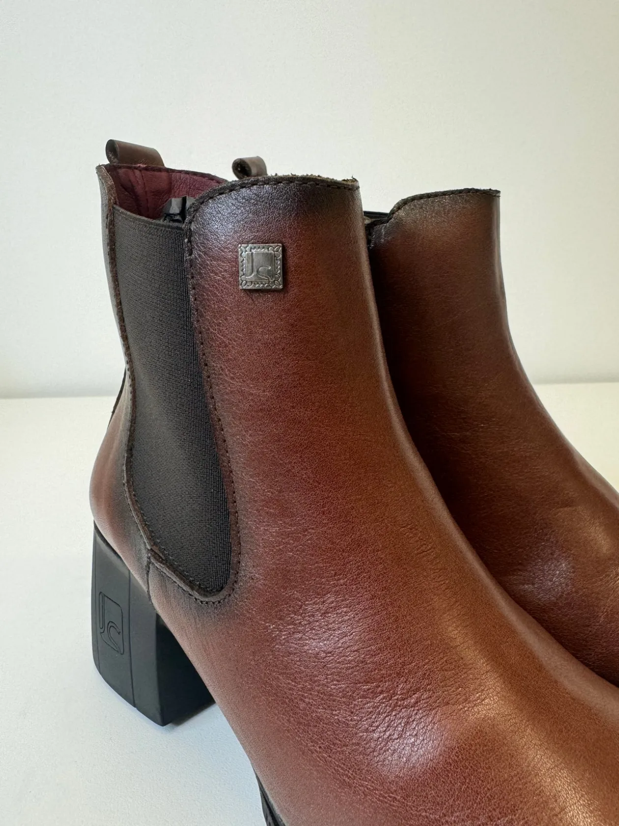 jose_saenz_brown_ankle_bo_5.webp JOSE SAENZ Brown Ankle Boots