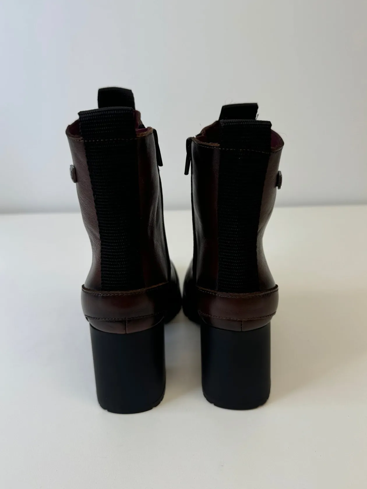 jose_saenz_brown_heel_boo_4.webp JOSE SAENZ Brown Heel Boots