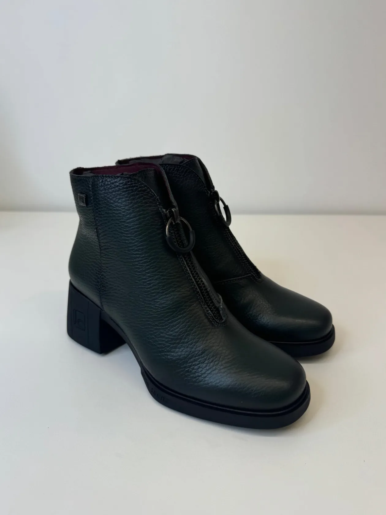jose_saenz_green_zip_up_b_3.webp JOSE SAENZ Green Zip Up Boots