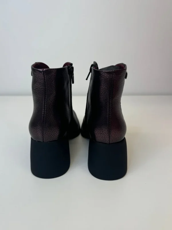 JOSE SAENZ Metallic Purple Boots