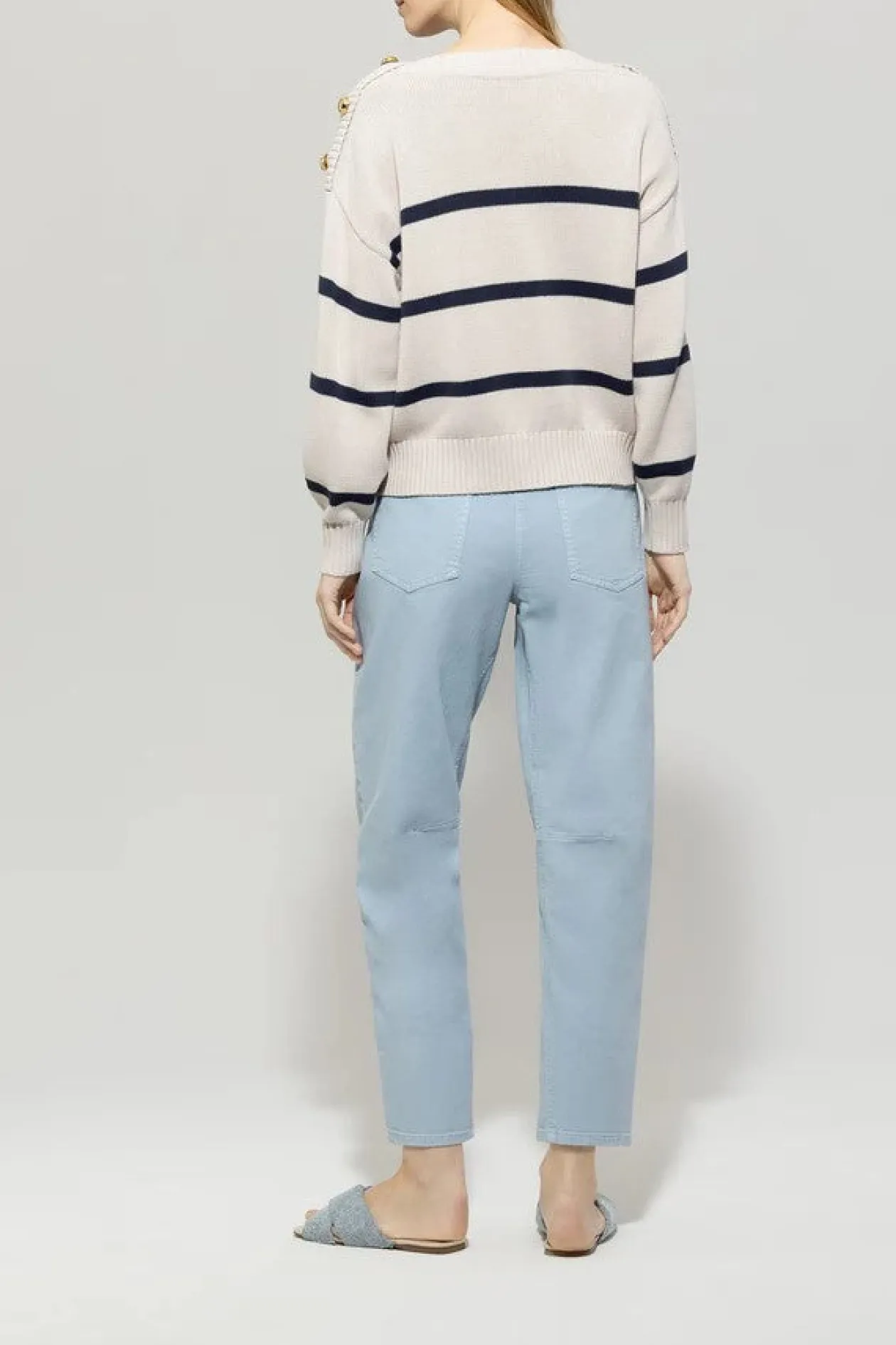 luisa_cerano_light_blue_l_2.webp LUISA CERANO Light Blue Loose-Leg Jeans