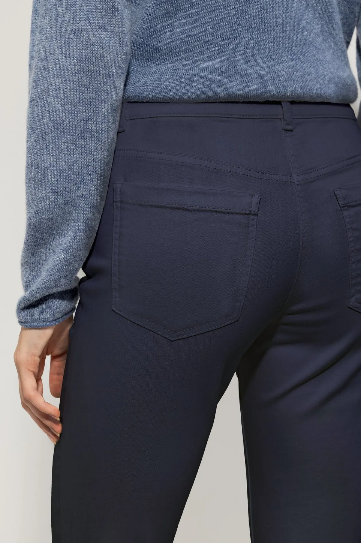 luisa_cerano_navy_trouser_2.webp LUISA CERANO Navy Trousers