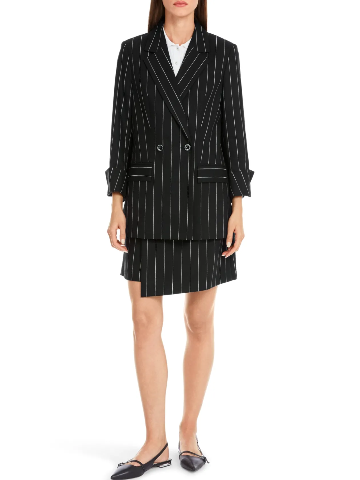 marc_cain_black_with_whit_1.webp MARC CAIN Black With White Stripes Jacket