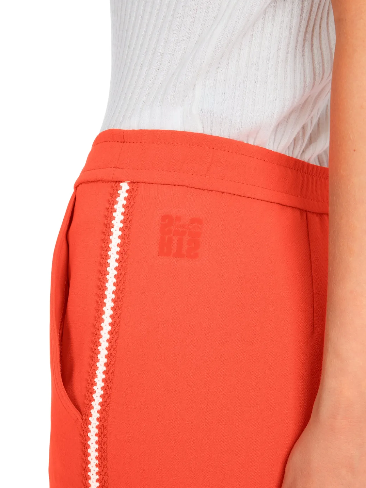 marc_cain_coral_pullup_tr_4.webp MARC CAIN Coral Pull-Up Trousers