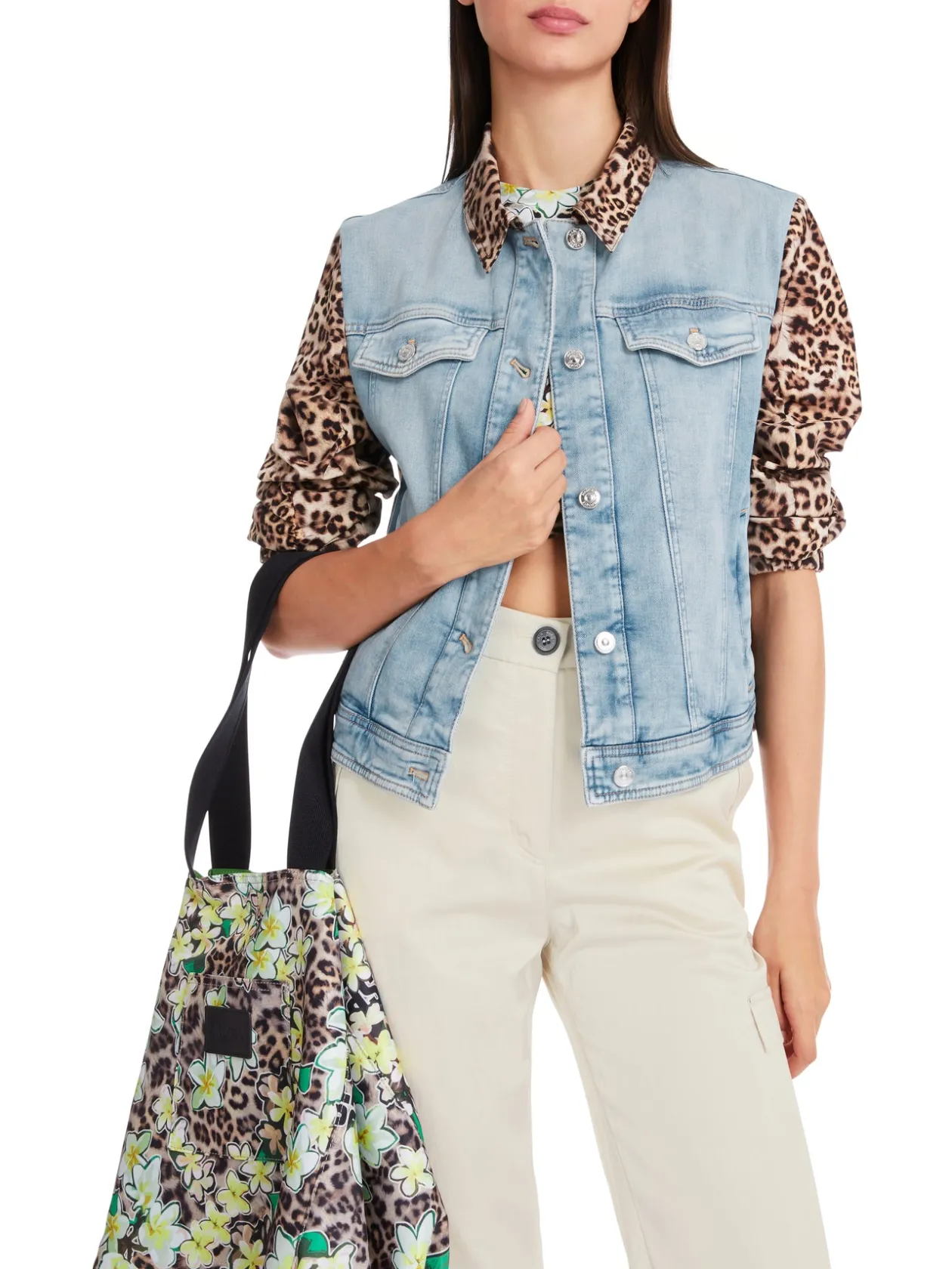 marc_cain_denim_jacket_wi_0.webp MARC CAIN Denim Jacket With Leopard Print