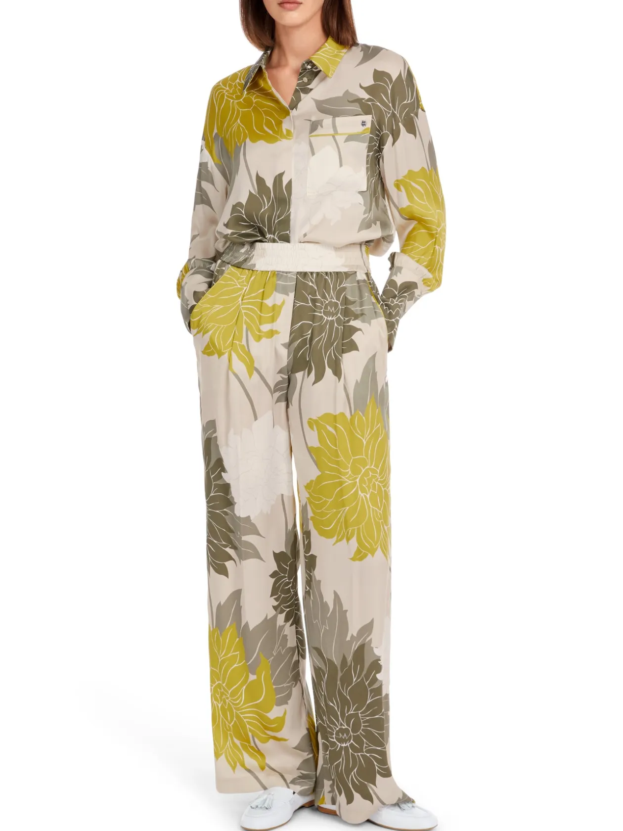 marc_cain_floral_blouse_0.webp MARC CAIN Floral Blouse