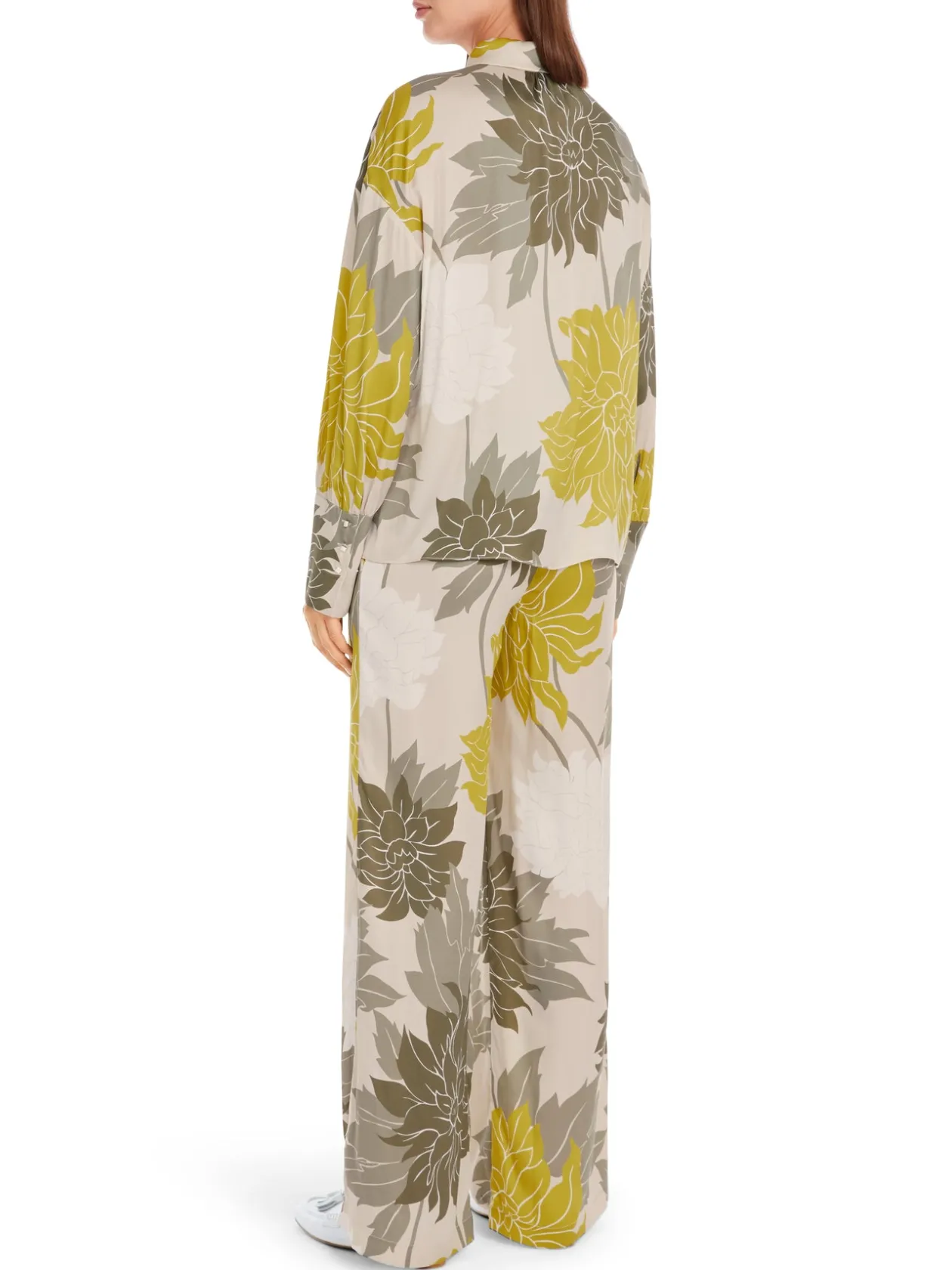 marc_cain_floral_blouse_4.webp MARC CAIN Floral Blouse