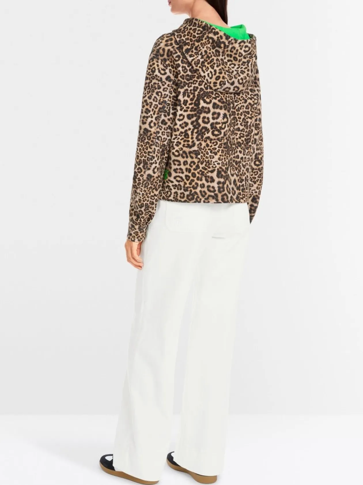 marc_cain_leopard_print_s_6.webp MARC CAIN Leopard Print Sweatshirt