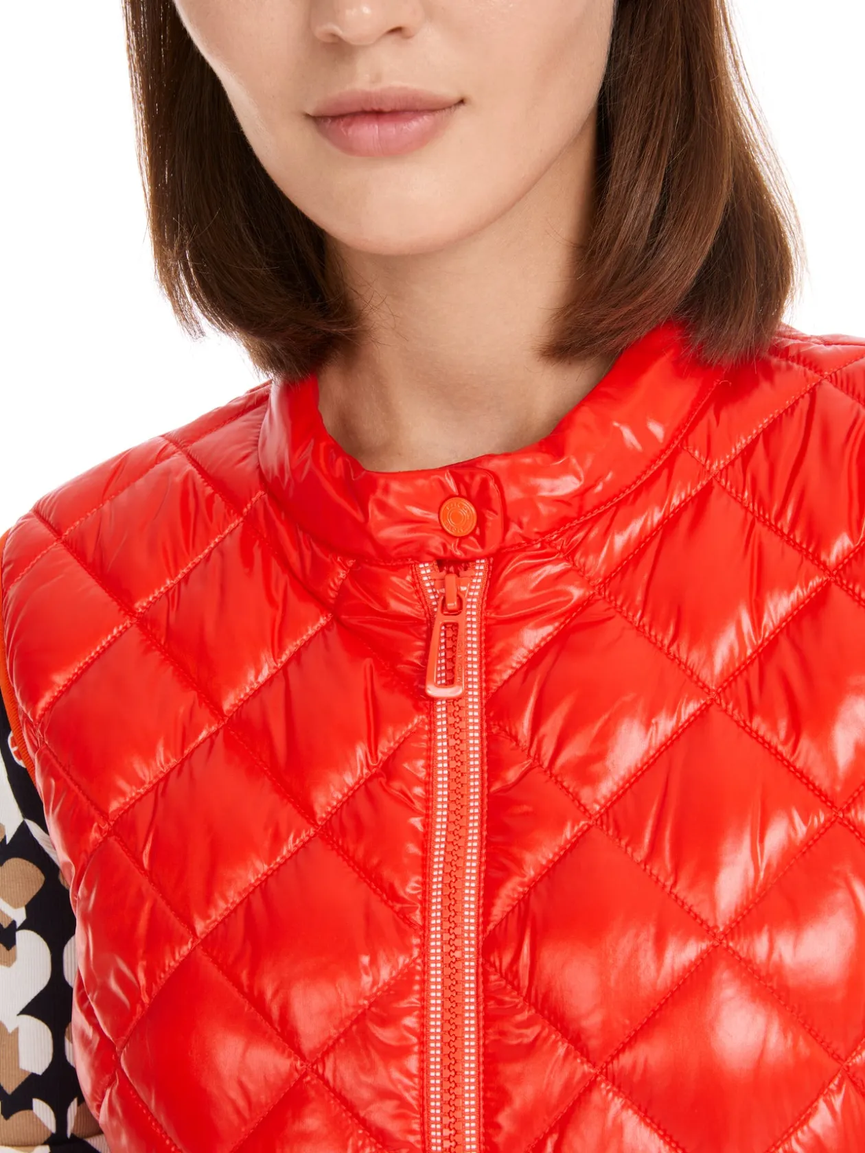 marc_cain_red_puffer_vest_3.webp MARC CAIN Red Puffer Vest