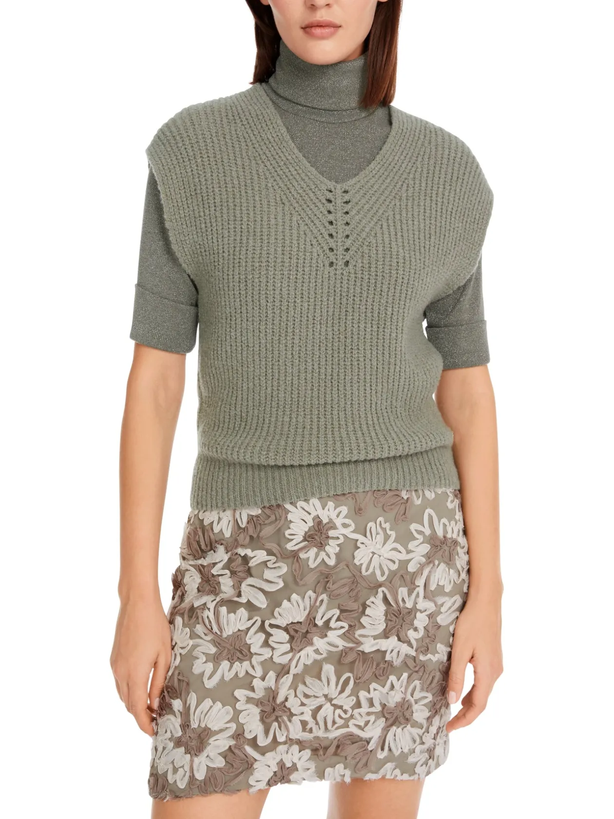 marc_cain_sage_green_slee_1.webp MARC CAIN Sage Green Sleeveless Jumper