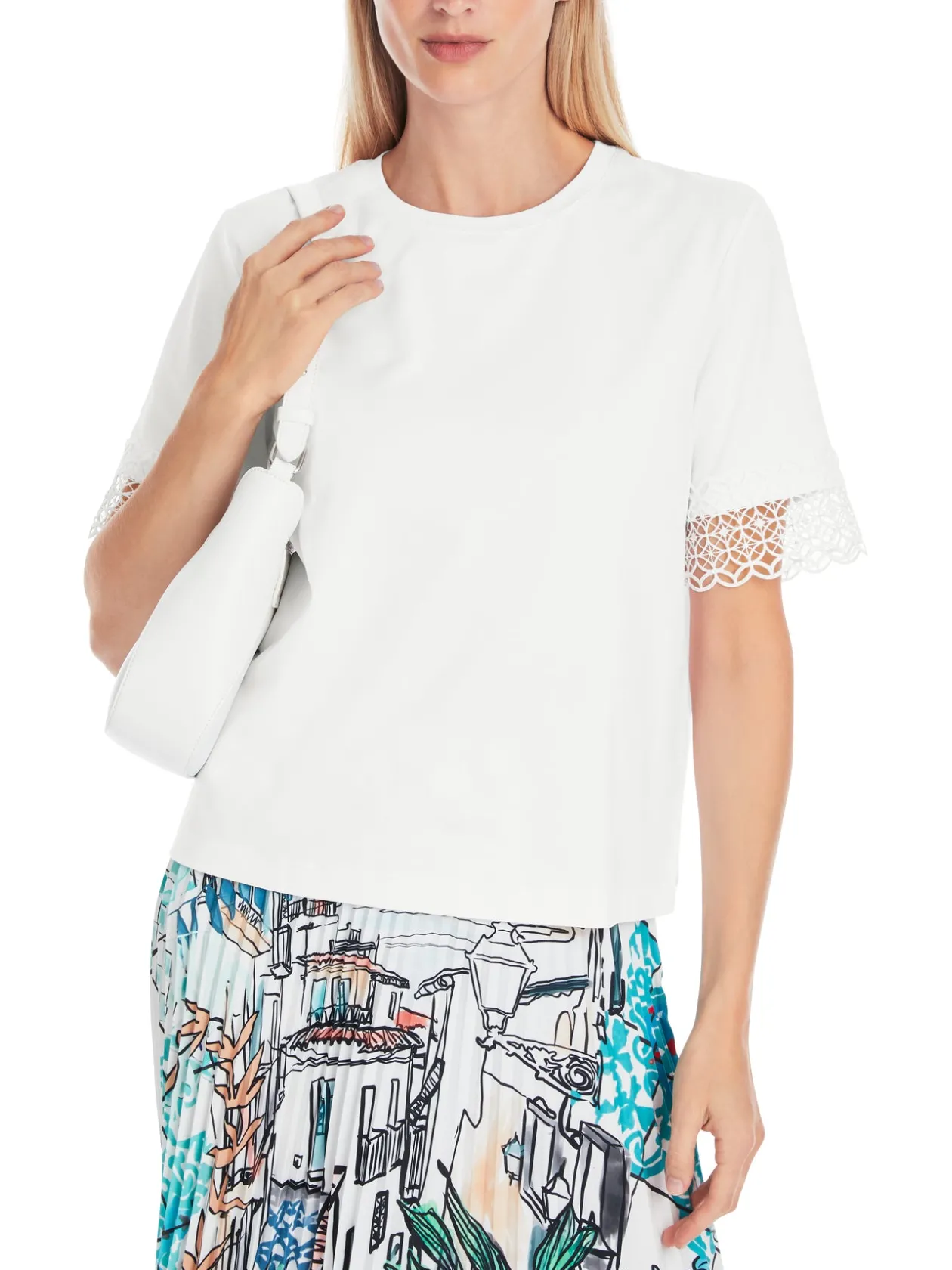 marc_cain_white_tshirt_0.webp MARC CAIN White T-shirt