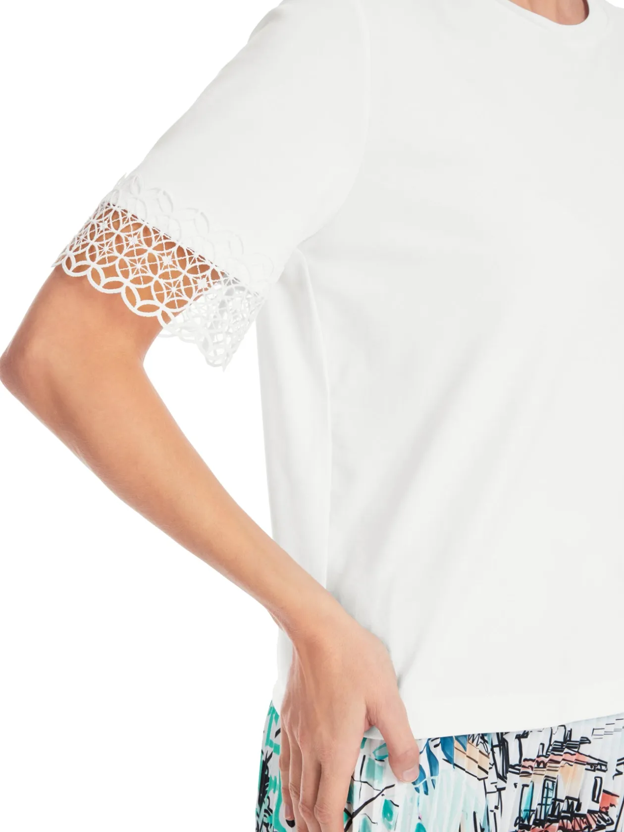 marc_cain_white_tshirt_2.webp MARC CAIN White T-shirt
