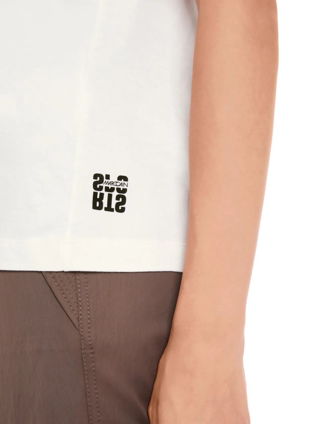 marc_cain_white_tshirt_wi_5.webp MARC CAIN White t-Shirt With Graphic