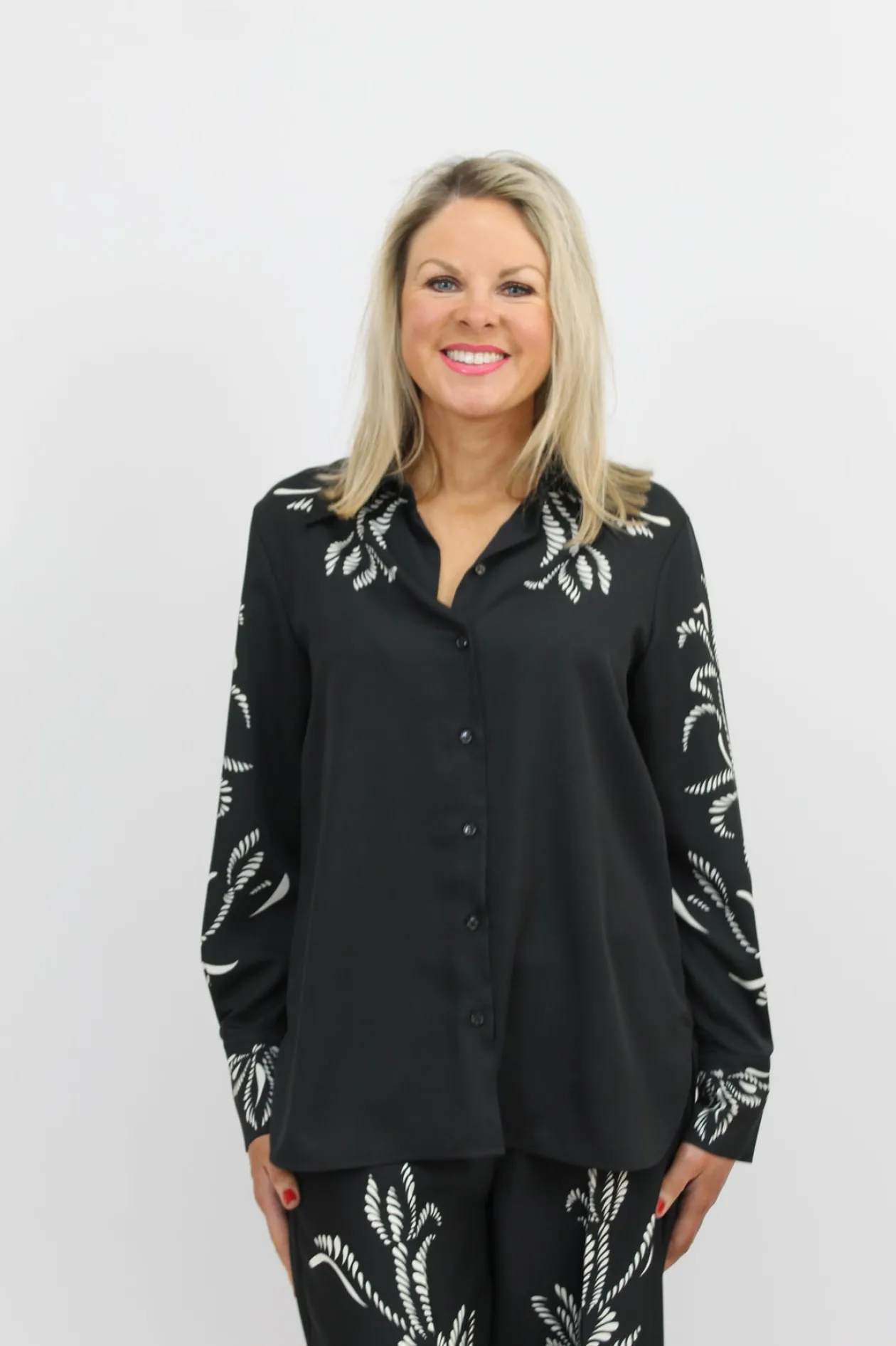 marella_black_blouse_1.webp MARELLA Black Blouse