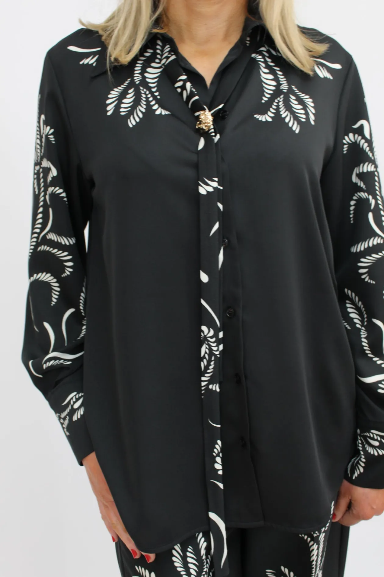 marella_black_blouse_3.webp MARELLA Black Blouse