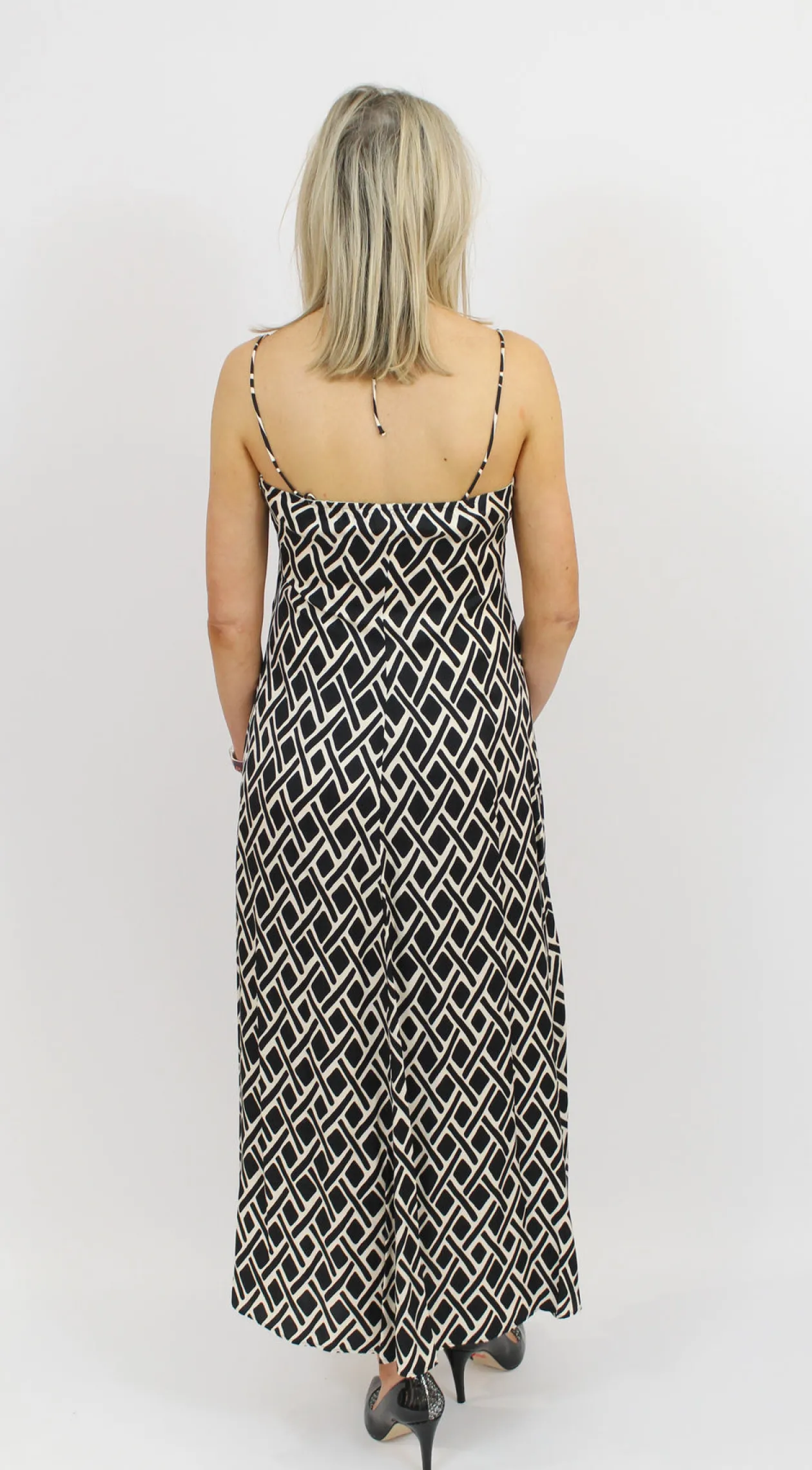 marella_triangle_pattern__3.webp MARELLA Triangle Pattern Dress