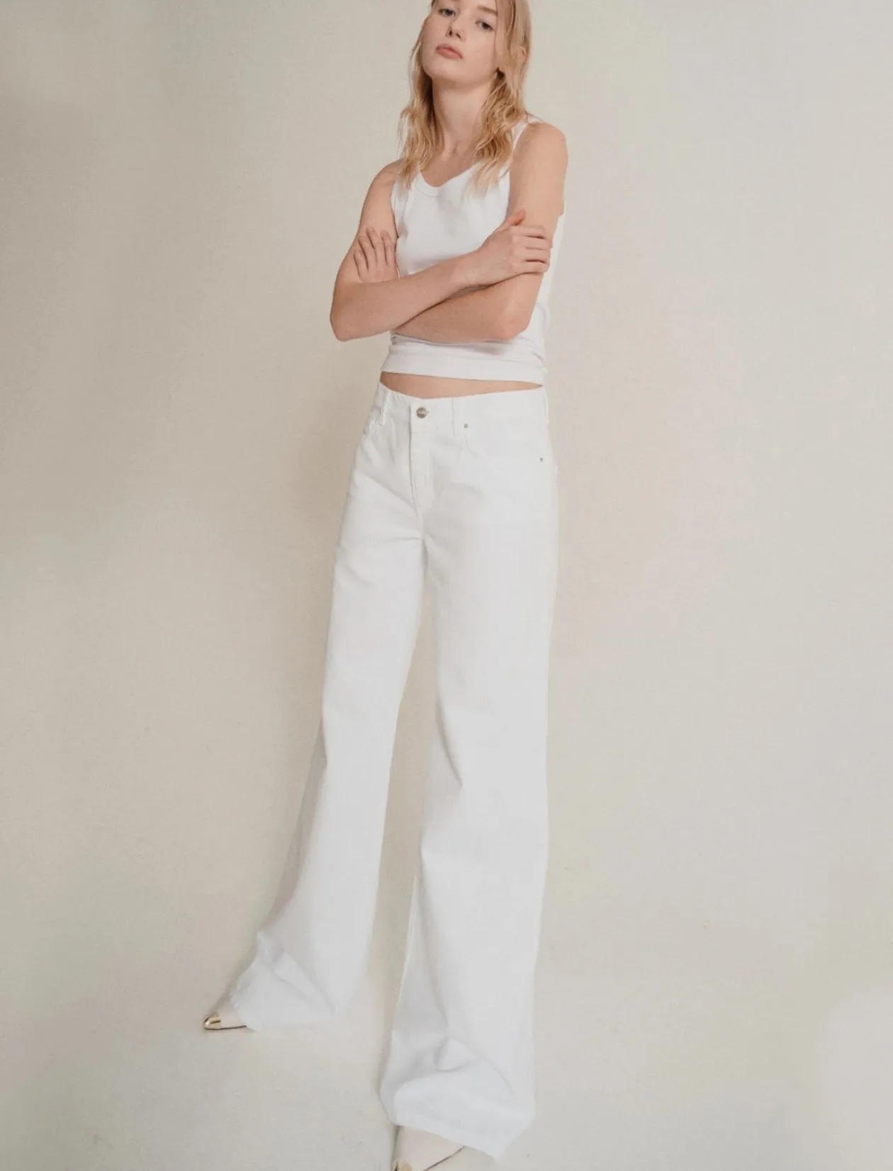marella_wide_leg_white_je_0.webp MARELLA Wide Leg White Jeans