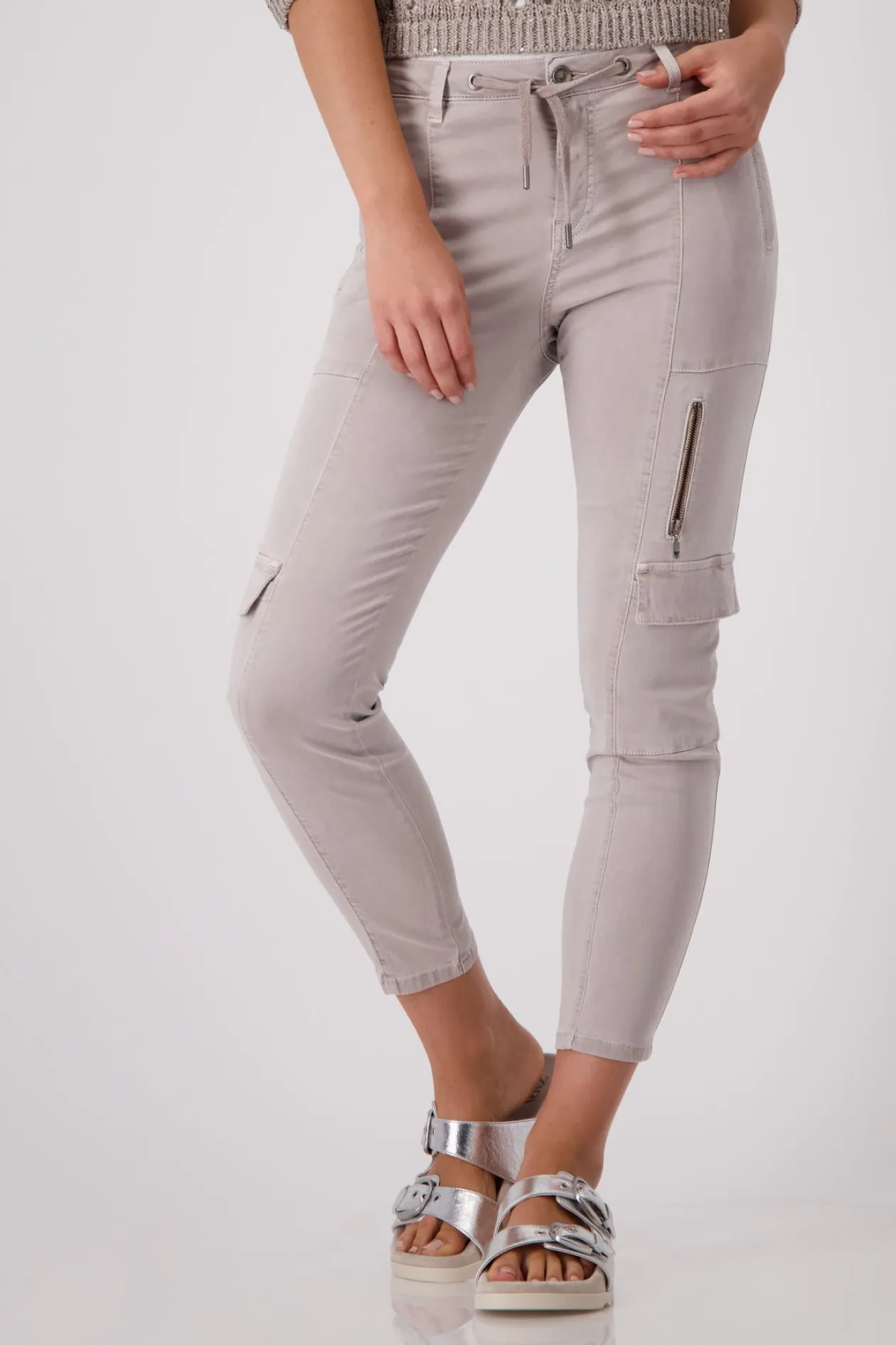 monari_beige_cargo_trouse_1.webp MONARI Beige Cargo trousers