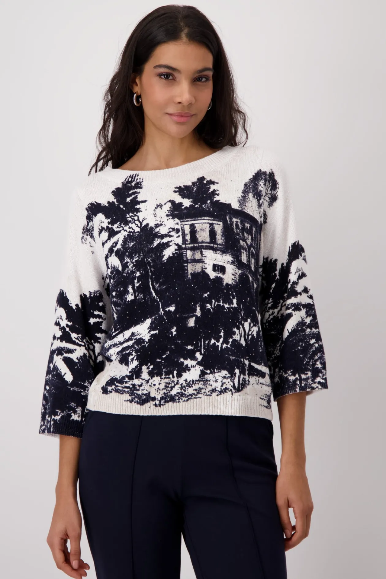 monari_dark_blue_abstract_1.webp MONARI Dark Blue Abstract Pullover