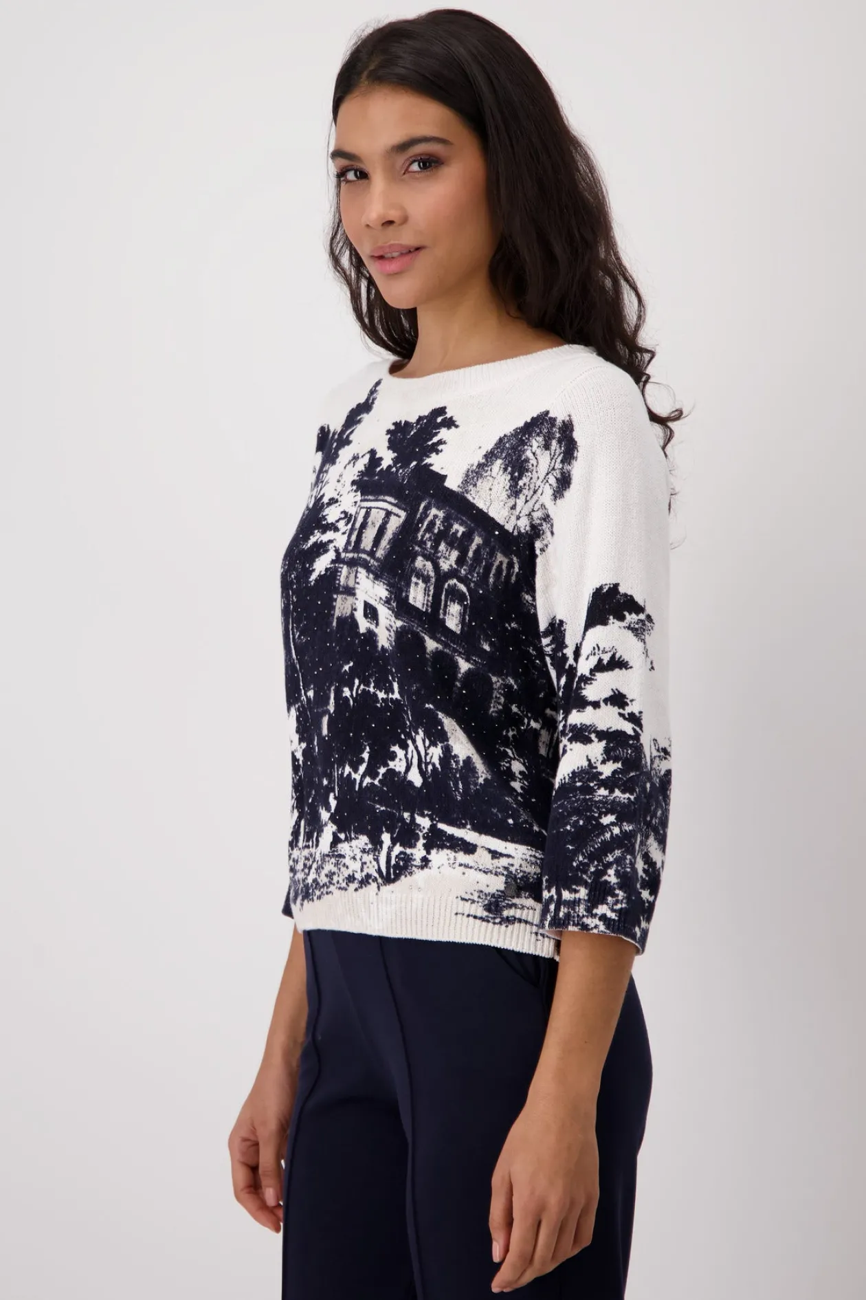 monari_dark_blue_abstract_2.webp MONARI Dark Blue Abstract Pullover