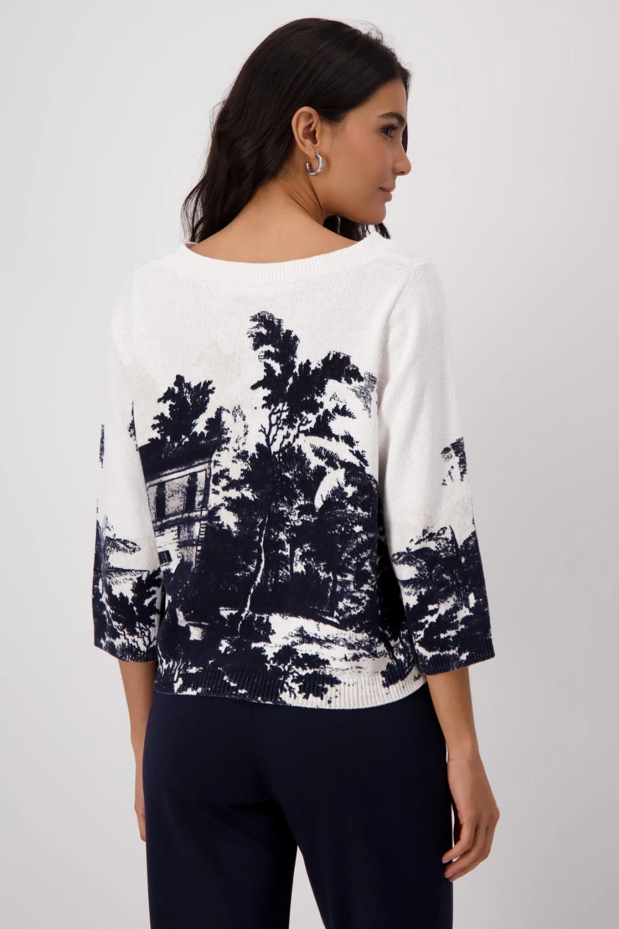 monari_dark_blue_abstract_4.webp MONARI Dark Blue Abstract Pullover