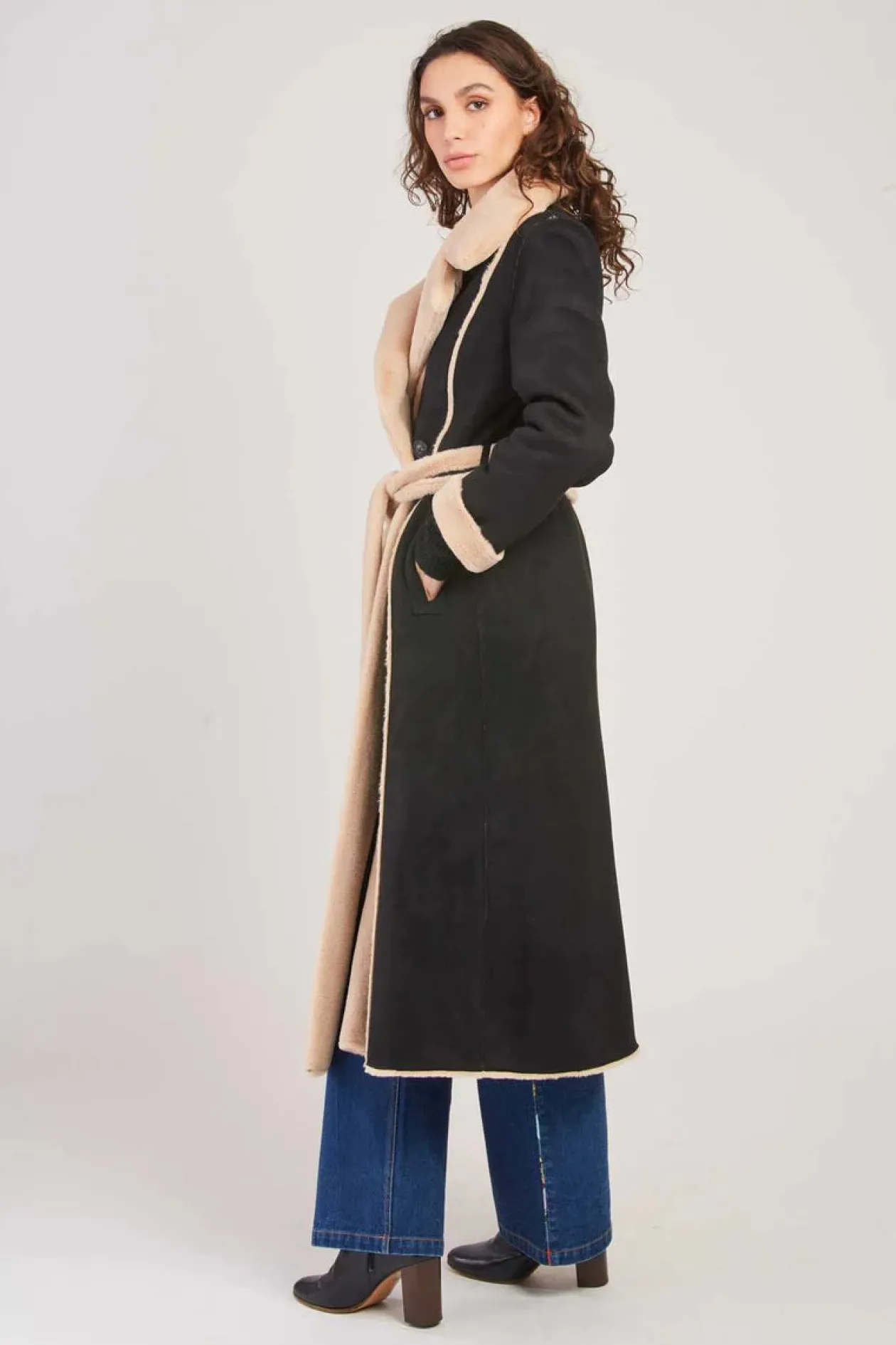 rene_derhy_black_jacket_1.webp RENE DERHY Black Jacket